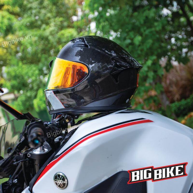 mũ bảo hiểm từ carbon mt kre snake carbon