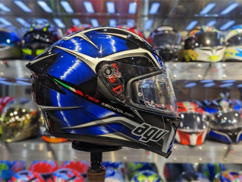 Dòng AGV K5 với trọng lượng nhẹ, phù hợp cho chuyến đi dài